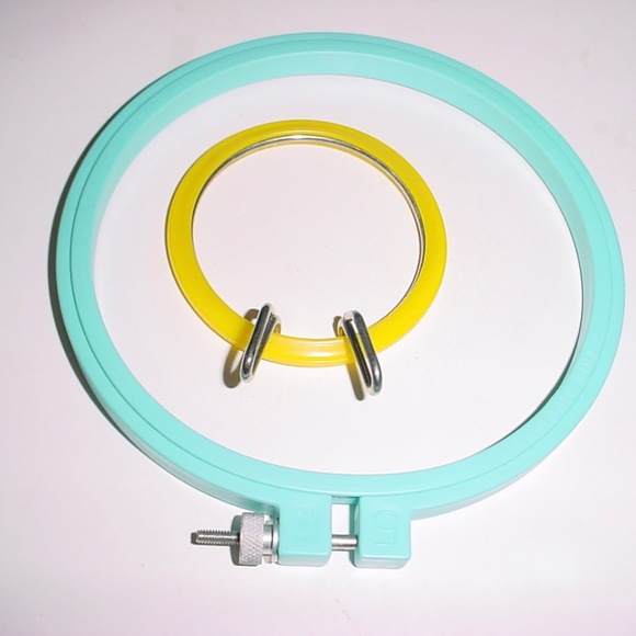 RANDOM BIG LOT EMBROIDERY FLOSS THREAD - J&P COATS EMBROIDERY STITCHES BOOK 1967 - Picture 4 of 6